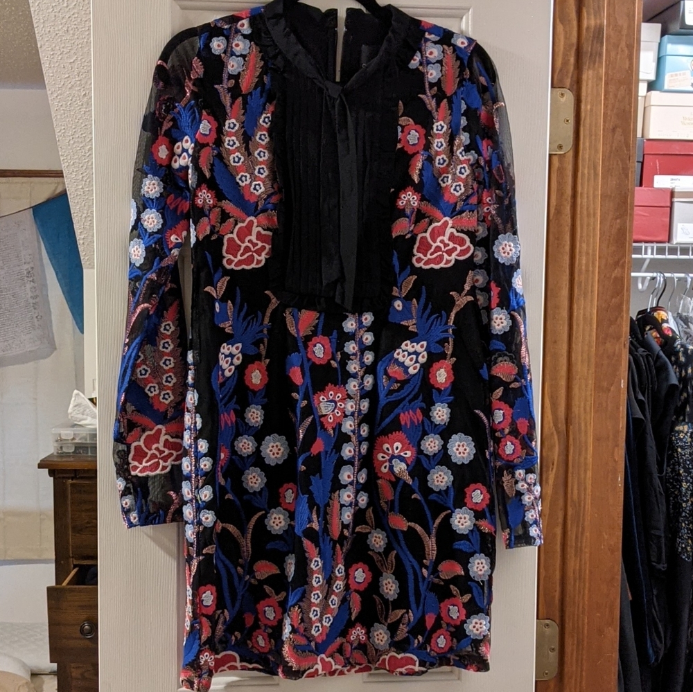 Cynthia RowleyBlue Embroidered Mesh Dress